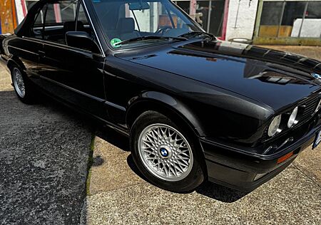 BMW 318i E30 Cabrio