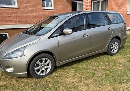 Mitsubishi Grandis 2.0 Intense 7-Sitzer Intense
