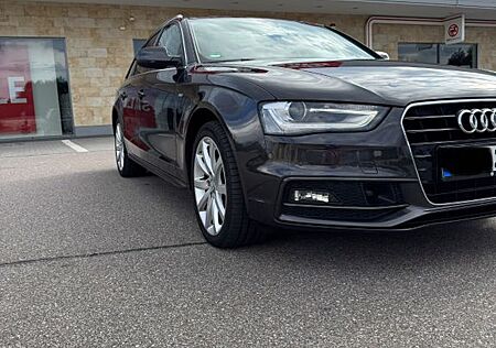 Audi A4 2.0 TDI 110kW clean diesel S line Avant S...