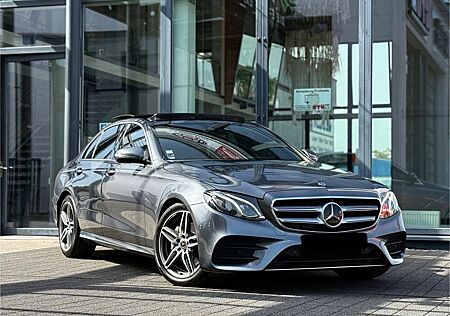 Mercedes-Benz E 220 d AMG-Paket / Widescreen / Pano / Totwinke