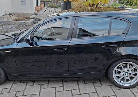 BMW 118d * Lim. +5-trg +Klima +SHZ +AHK +Sportsitze