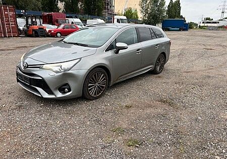 Toyota Avensis Kombi Executive