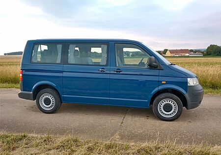 VW T5 Volkswagen 1.9 TDI 9-Sitzer
