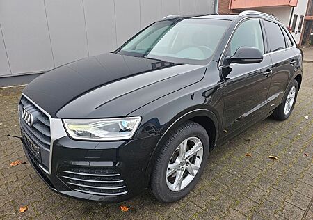 Audi Q3 Sport S-tronic*Bi-Xenon*Alcantara*Navi*PDC