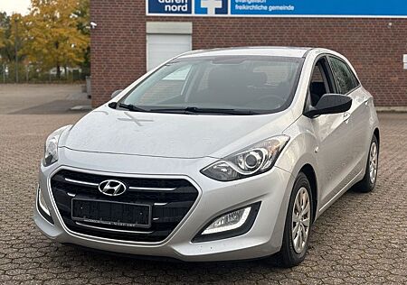 Hyundai i30 1.6 AUTOMATIK KLIMA 2HAND HU 12.27