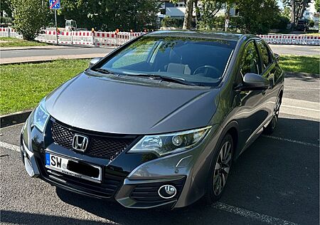 Honda Civic 1.8 i-VTEC Elegance 71700 tkm