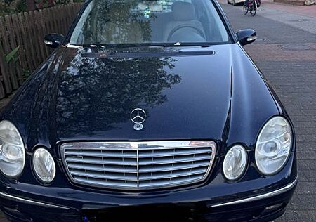 Mercedes-Benz E 220 CDI CLASSIC Classic