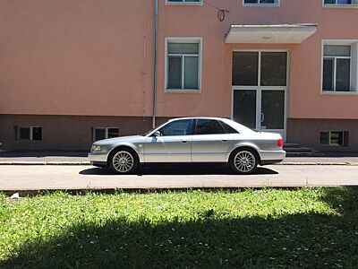 Audi S8 4.2 quattro