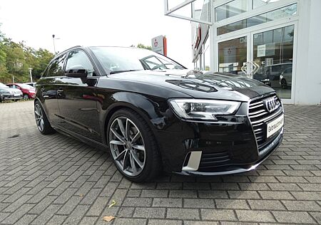 Audi A3 Sportback 1.5 TFSI Sport mit Navi/18"Alu/FSP