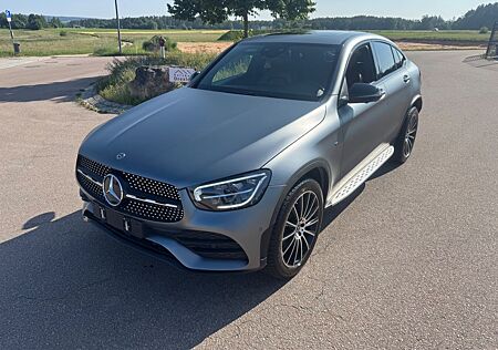 Mercedes-Benz GLC 300 Coupe e 4Matic *Leder*LED*Kamera*AMG*