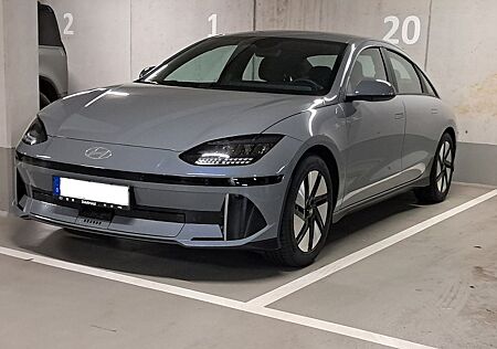 Hyundai IONIQ 6 53kWh 111kW -
