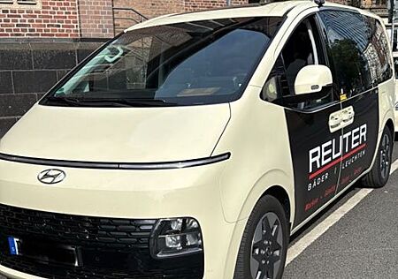 Hyundai Staria gebraucht kaufen Hyundai Staria 2.2 CRDi Trend 9-Sitzer Automatik 4WD...