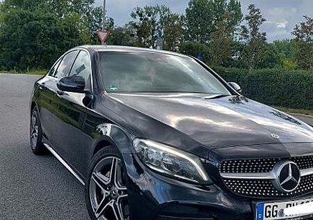Mercedes-Benz C 220 d AMG Line