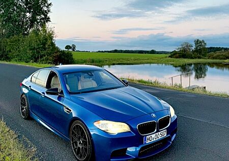 BMW M5 F10 Monte Carlo Blaumetallic