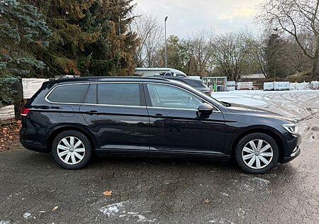 VW Passat Volkswagen Variant Business 1.HAND/KAMERA/PANO/ACC