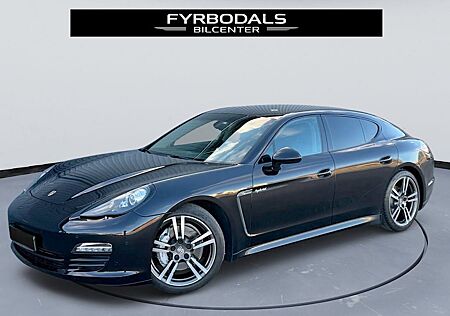 Porsche Panamera Hybrid S 380hp 3.0 V6 RWD Sport Chrono