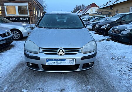 VW Golf Volkswagen V Scheckheftgepflegt Schiebedach TÜV&AU neu