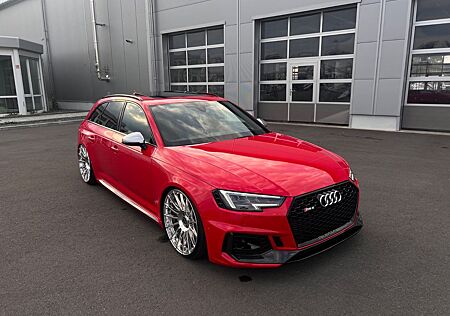 Audi RS4 2.9 TFSI quattro Avant *gepfeffert*Carbon*