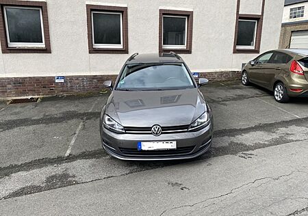 VW Golf Volkswagen 1.6 VII TDI BlueMotion Trendline Variant Tr