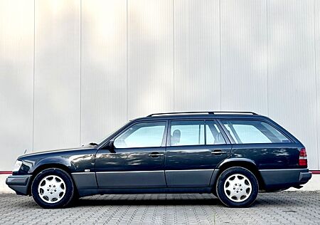 Mercedes-Benz 300 E300 TDT Turbodiesel,7 Sitzer, kein Winter