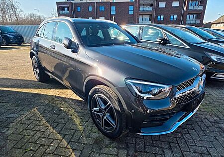 Mercedes-Benz GLC 300 de 4Matic 9G-TRONIC AMG Line AHK Pano Na
