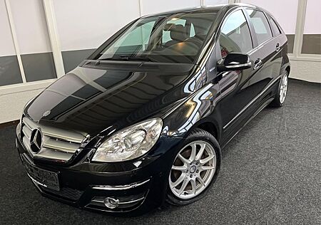Mercedes-Benz B 160 PANORAMA SHZ PDC v+h 70kW/95PS EU...