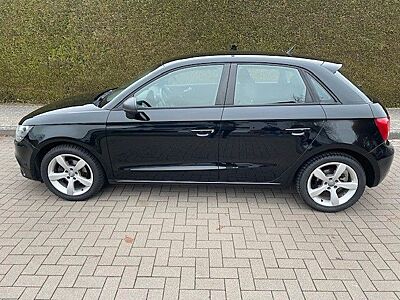 Audi A1 1.2 TFSI Sportback 8fach bereift auf Alufelge