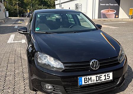 VW Golf Volkswagen 1.2 TSI Team