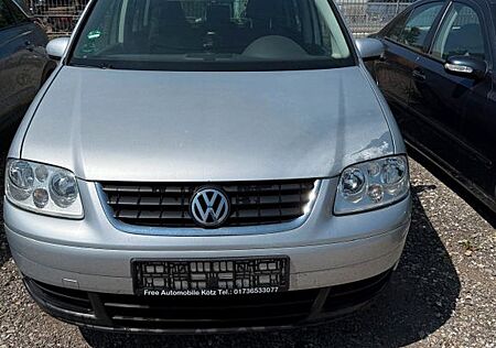 VW Touran Volkswagen Goal