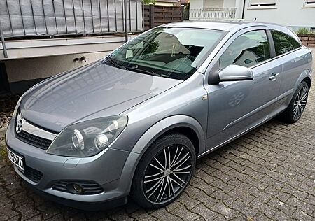 Opel Astra GTC 1.8 ECOTEC