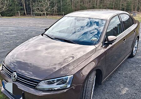 VW Jetta Volkswagen 2.0 TDI Highline, Sportpaket Queensland