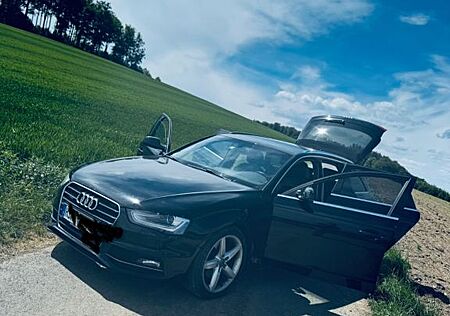 Audi A4 2.0 TDI 140kW multitronic S line Avant S line