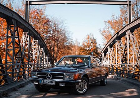 Mercedes-Benz SL 280 280 SLC, C107 teilrestauriert