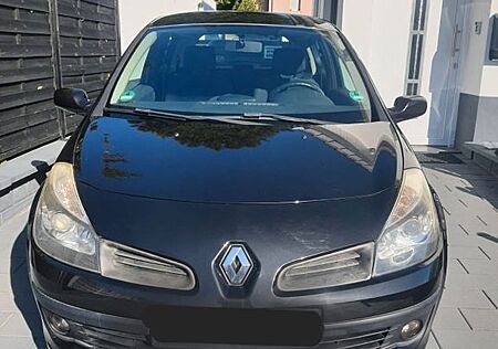Renault Clio Exception 1.6 16V ESP 82kW Exception