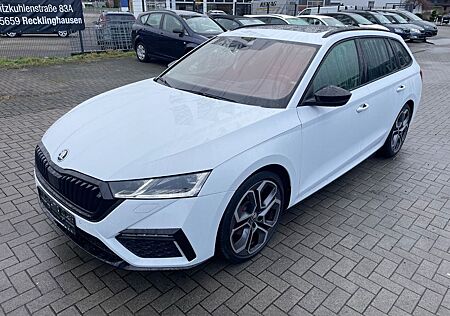 Skoda Octavia Combi RS DSG PANO VIRTUAL KEYLESS GO