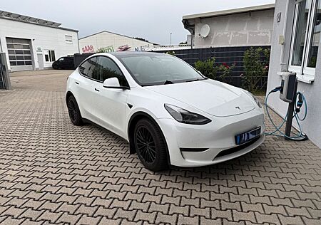 Tesla Model Y Performance w| AHK | MwSt. !