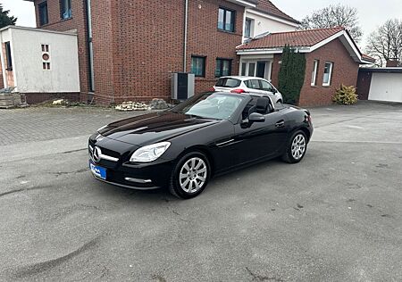Mercedes-Benz SLK 200 BlueEfficiency/Leder/Panorama/2.Hand