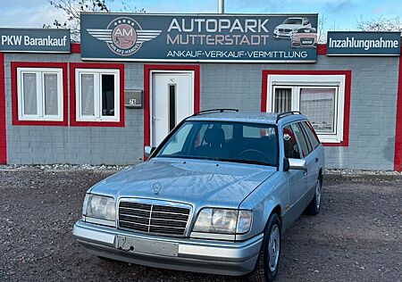 Mercedes-Benz E 220 124