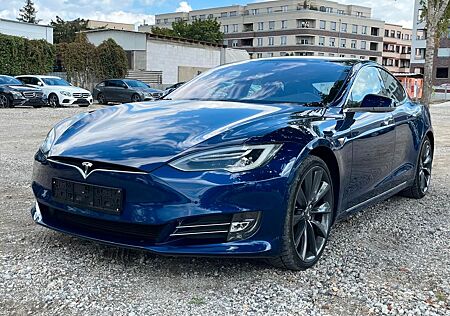 Tesla Model S Dual