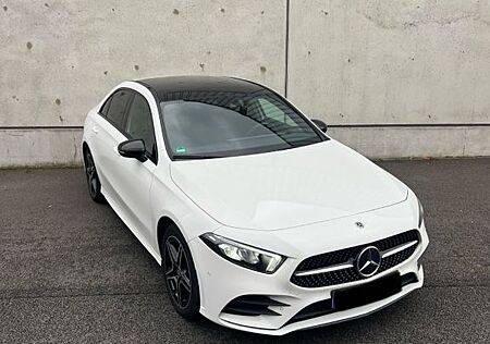 Mercedes-Benz A 250 e AMG LINE PANO 1.Hand