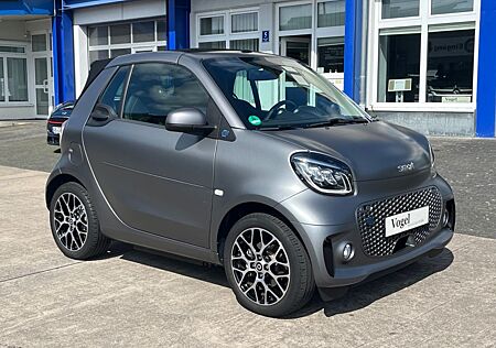 Smart ForTwo cabrio EQ LEDER/NAVI/22KW/BRABUS 1.Hd