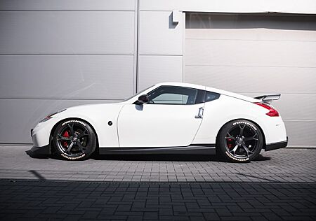 Nissan 370Z Nismo-INVIDIA V1-Shortshifter-dt. Auto