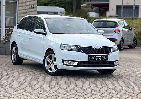 Skoda Rapid Spaceback Joy Panoramadach PDC V+H