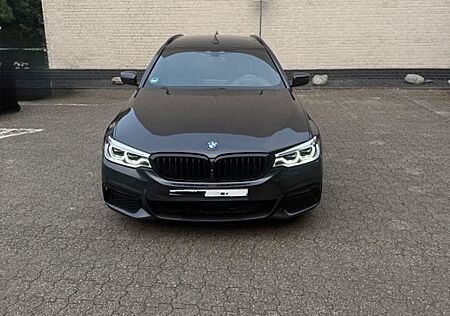 BMW 530d Touring A -