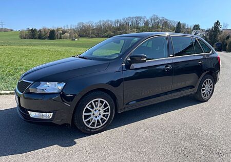 Skoda Rapid /Spaceback 1.2 TSI Joy Shz 8fach bereift