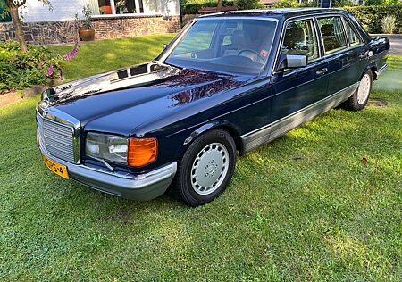 Mercedes-Benz 500 W126 Botschaftswagen, 40 Optionen!