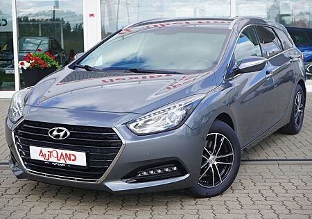 Hyundai i40 Kombi 1.6 blue Trend Navi Kamera Tempomat