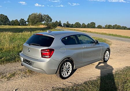 BMW 125i -Coupé Klima Schiebedach Xenon