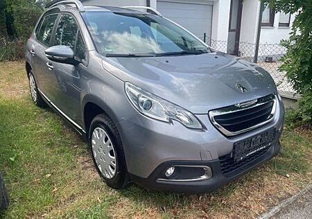 Peugeot 2008 Active, 1Hand,Top Zustand ,Neuwertig !
