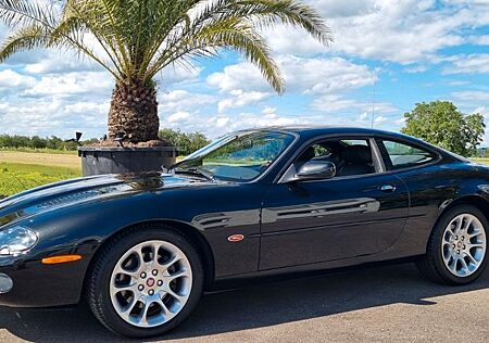 Jaguar XKR Coupe 4.0 V8
